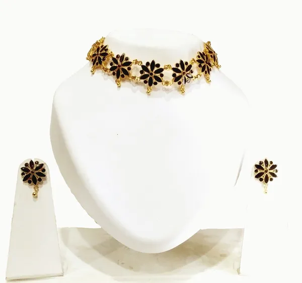 Assamese_Traditional_Gold_Plated_Black_Colour_Golpata_Necklace_Set_For_Girls_&_Women